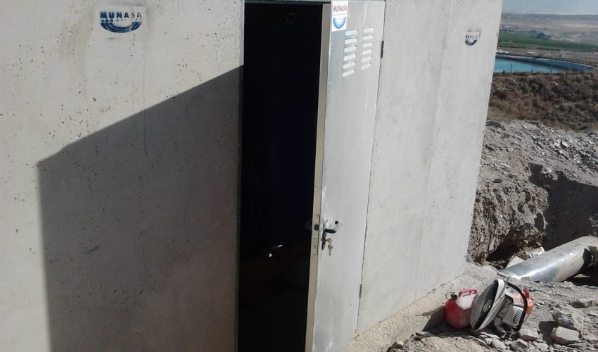 Caseta hormigón bombeo y filtros Riego